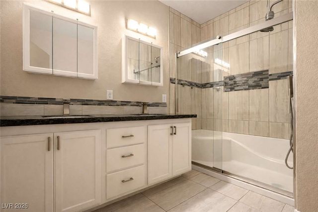 4820 Black Bear Road 101, Las Vegas, NV 89149