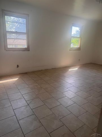 4672 N Gregory Street, Buena Vista, MI 48601