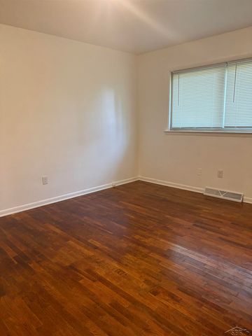 4672 N Gregory Street, Buena Vista, MI 48601
