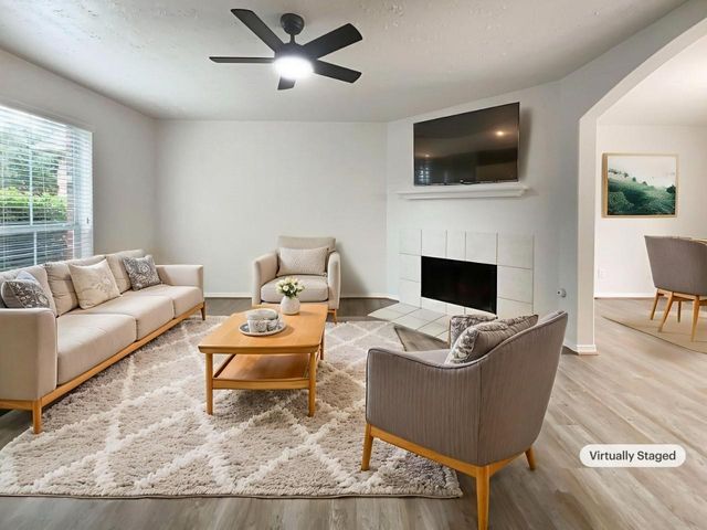 12034 Diane Lane, Houston, TX 77067