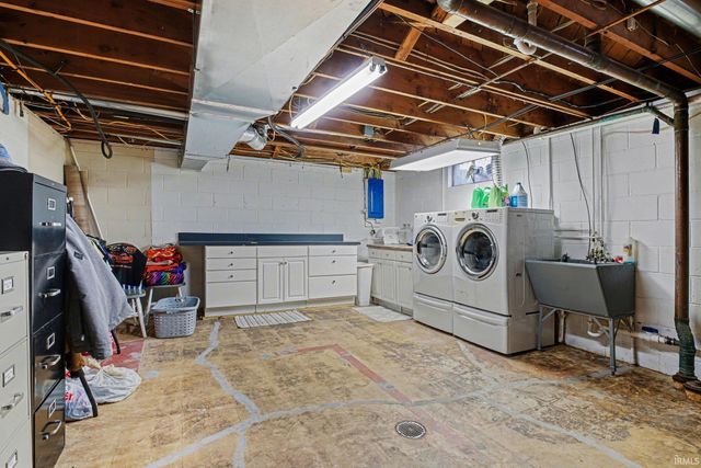 2500 Riverview Pl, Elkhart, IN 46516