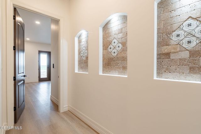 401 Suleiman Drive, El Paso, TX 79932