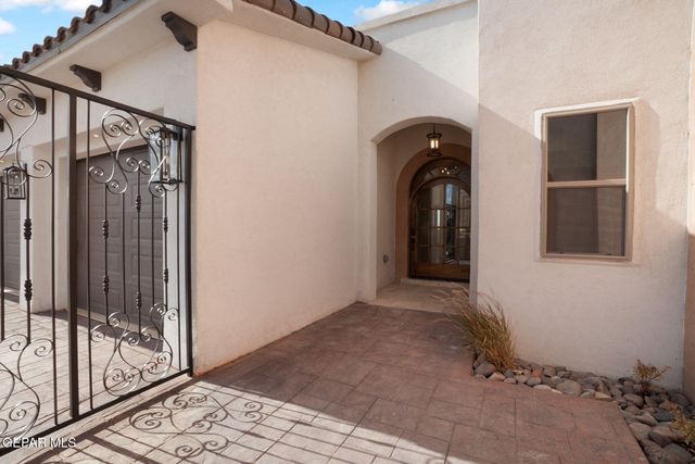 401 Suleiman Drive, El Paso, TX 79932