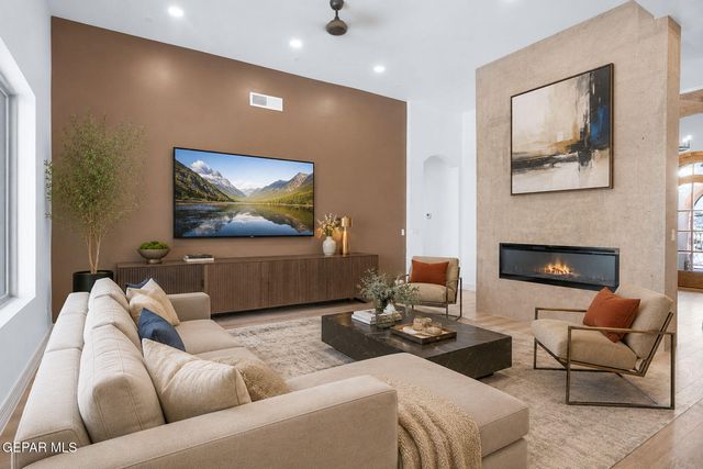 401 Suleiman Drive, El Paso, TX 79932