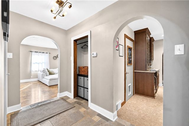 1260 Harvey Run Rd, Freedom, PA 15042