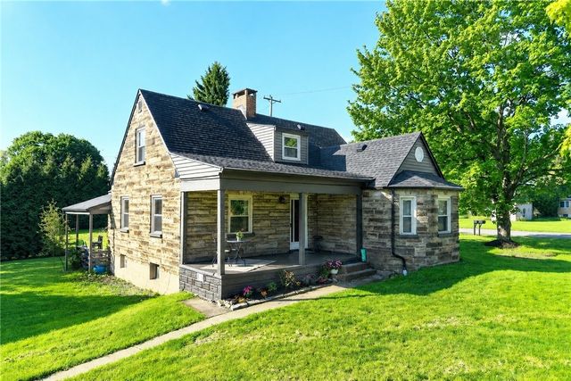 1260 Harvey Run Rd, Freedom, PA 15042