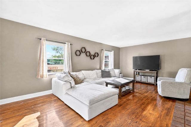 1260 Harvey Run Rd, Freedom, PA 15042