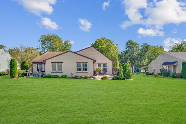 42 Yorkshire Drive B, Monroe, NJ 08831