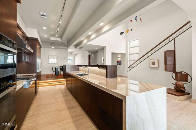 827 Mandalay Beach Road, Oxnard, CA 93035