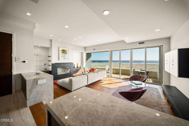 827 Mandalay Beach Road, Oxnard, CA 93035