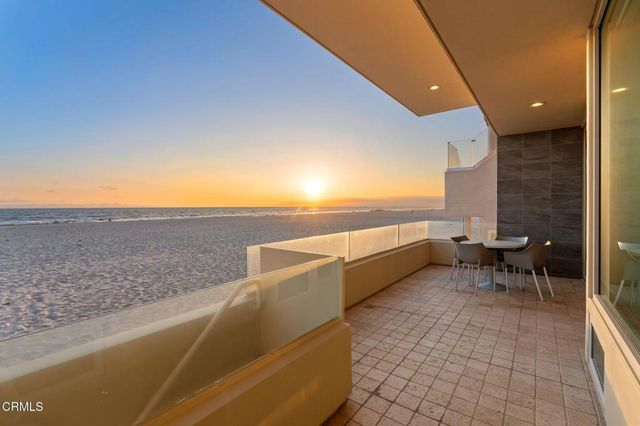 827 Mandalay Beach Road, Oxnard, CA 93035