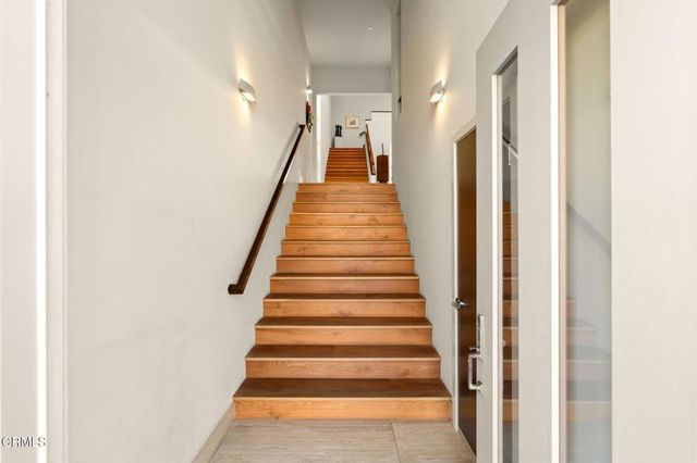 827 Mandalay Beach Road, Oxnard, CA 93035