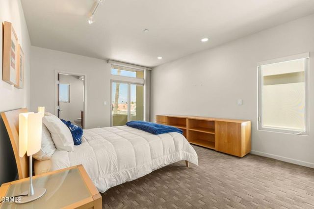 827 Mandalay Beach Road, Oxnard, CA 93035