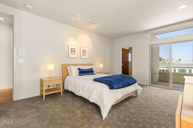 827 Mandalay Beach Road, Oxnard, CA 93035