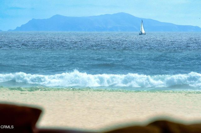 827 Mandalay Beach Road, Oxnard, CA 93035