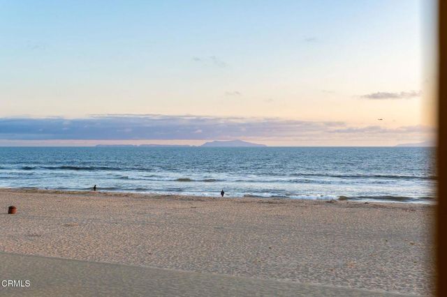 827 Mandalay Beach Road, Oxnard, CA 93035