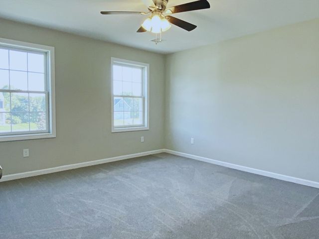 25 Damato Way, Agawam, MA 01001