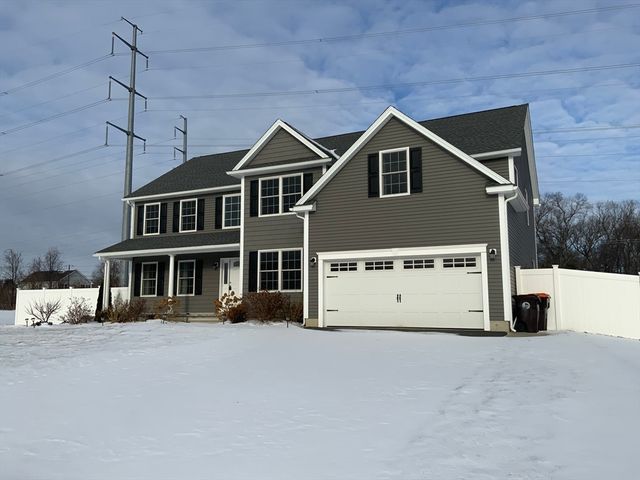 25 Damato Way, Agawam, MA 01001