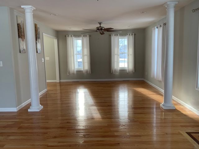 25 Damato Way, Agawam, MA 01001