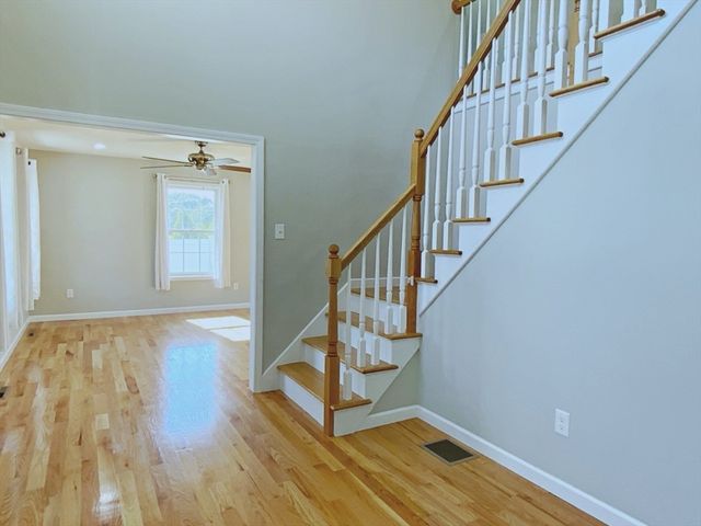 25 Damato Way, Agawam, MA 01001