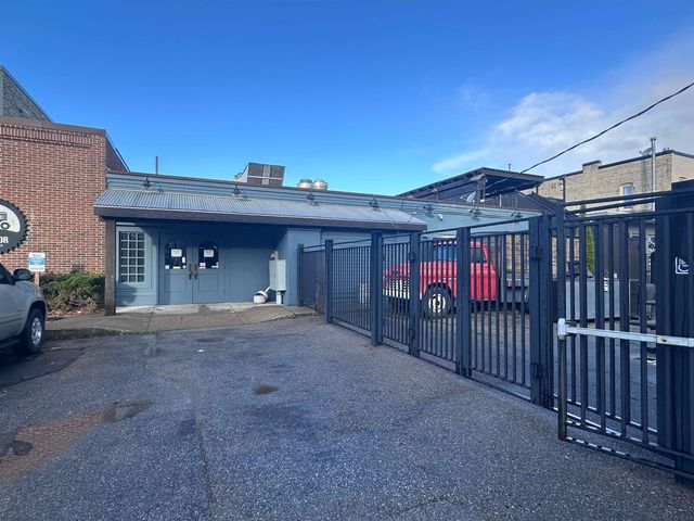 423 S Union Street, Traverse City, MI 49684