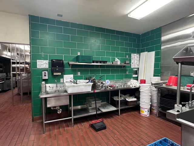 423 S Union Street, Traverse City, MI 49684