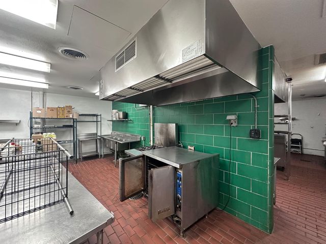 423 S Union Street, Traverse City, MI 49684