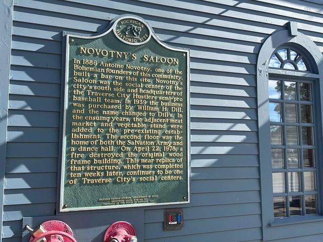 423 S Union Street, Traverse City, MI 49684