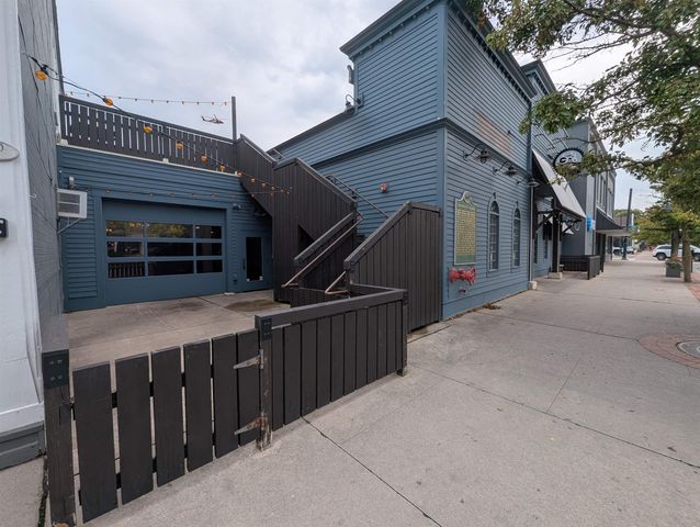 423 S Union Street, Traverse City, MI 49684