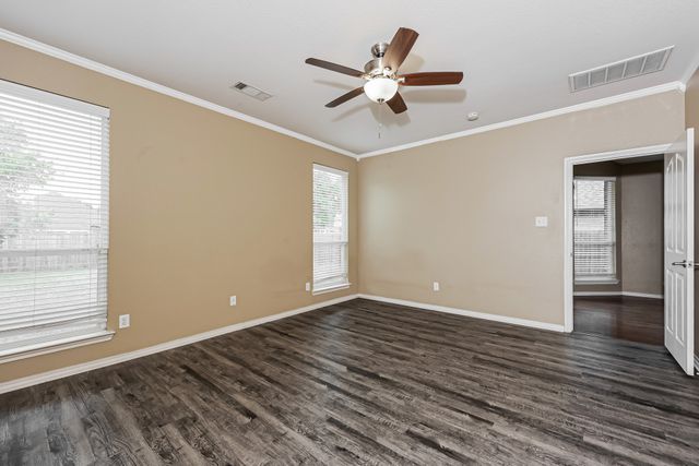 8421 Miramax Trail, Dallas, TX 75249