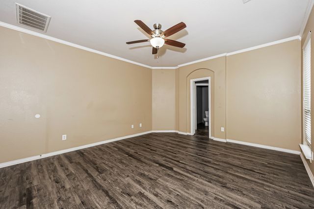 8421 Miramax Trail, Dallas, TX 75249