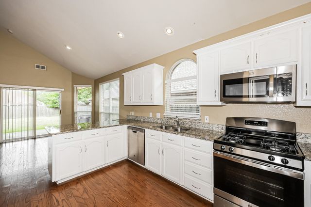 8421 Miramax Trail, Dallas, TX 75249