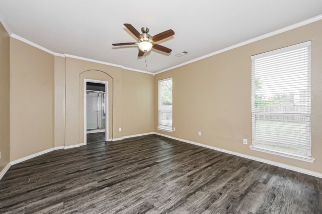 8421 Miramax Trail, Dallas, TX 75249