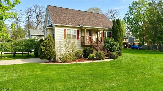534 Twilight Trail, Chippewa Lake, OH 44215