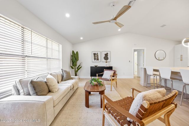960 Canton Street NW, Palm Bay, FL 32907