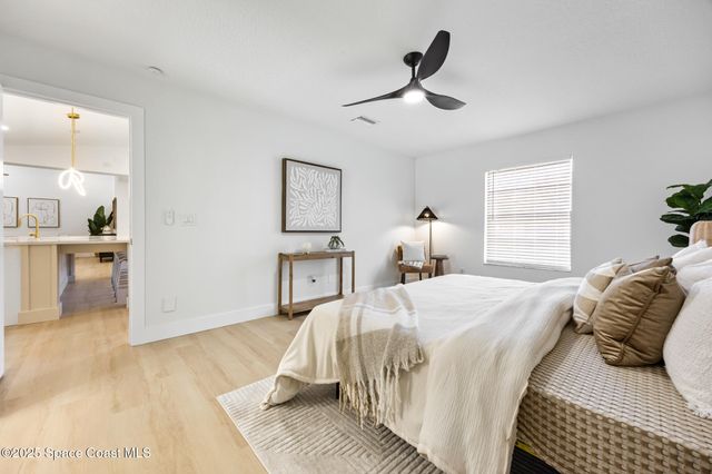 960 Canton Street NW, Palm Bay, FL 32907
