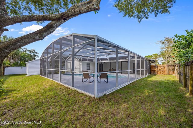 960 Canton Street NW, Palm Bay, FL 32907