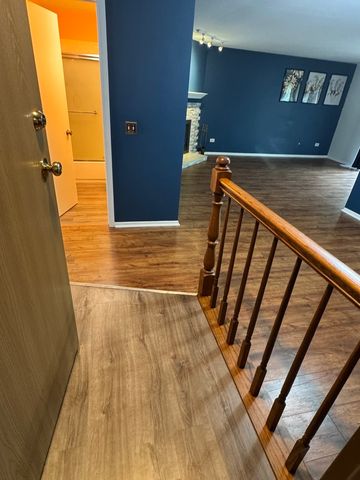 871 Cross Creek Court C3, Roselle, IL 60172