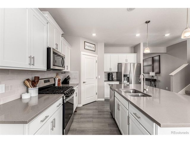 17200 Red Cosmos Pt, Parker, CO 80134