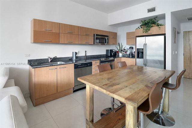 350 S Miami Ave 4110, Miami, FL 33130