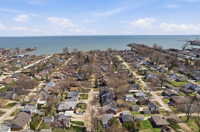 22422 Lakeland Street, St Clair Shores, MI 48081