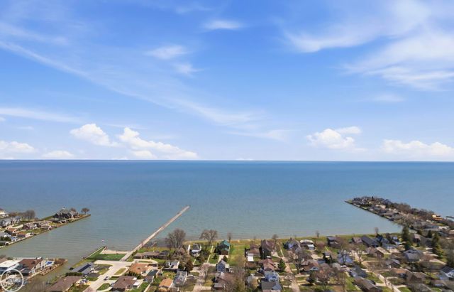 22422 Lakeland Street, St Clair Shores, MI 48081