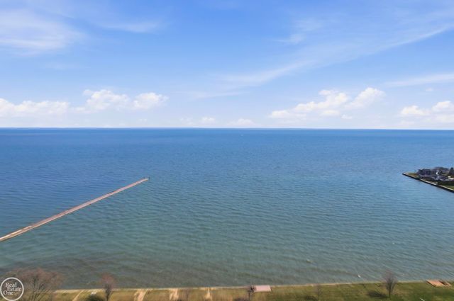 22422 Lakeland Street, St Clair Shores, MI 48081