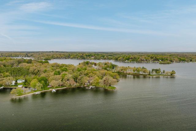 N9238 South Shore DRIVE, East Troy, WI 53120