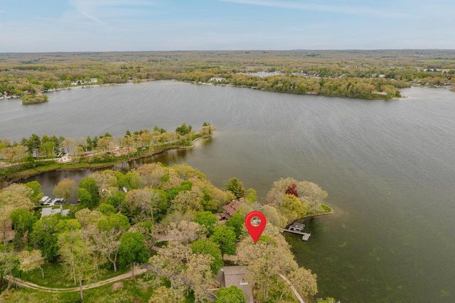N9238 South Shore DRIVE, East Troy, WI 53120