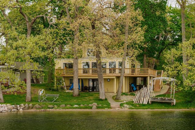 N9238 South Shore DRIVE, East Troy, WI 53120
