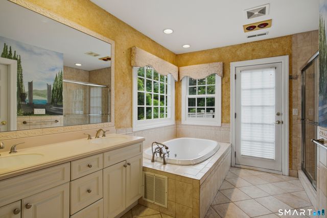 12 Old Mill Lane, Stamford, CT 06902