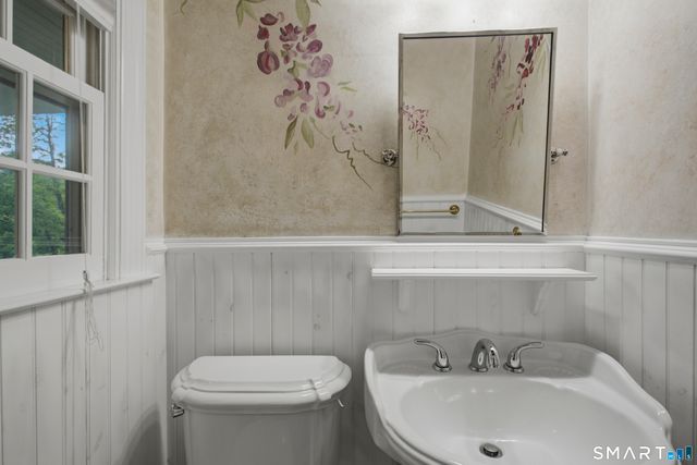 12 Old Mill Lane, Stamford, CT 06902