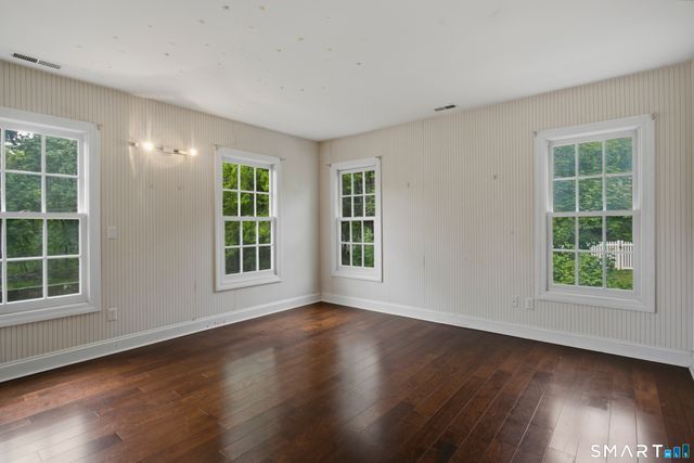 12 Old Mill Lane, Stamford, CT 06902