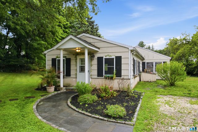 12 Old Mill Lane, Stamford, CT 06902